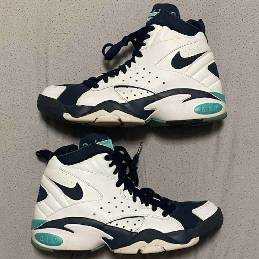Nike Air Maestro II white hyper jade navy mens size 9